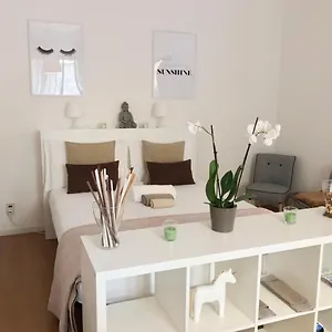  Апартаменты Center White